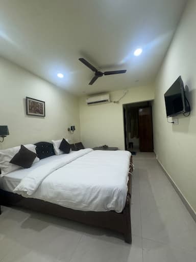 OXY Hotel Royal Levandar