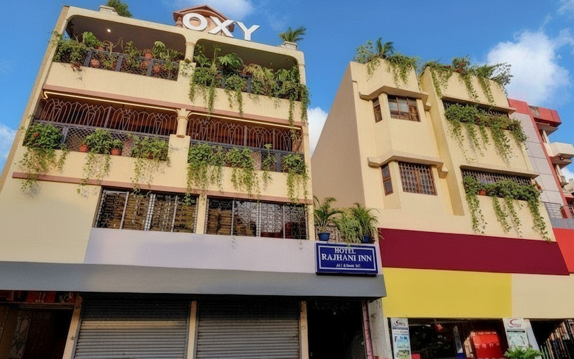 Oxy Hotel Rajdhani Inn