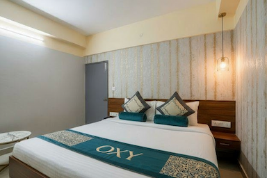 Oxy Hotel Rajdhani Inn